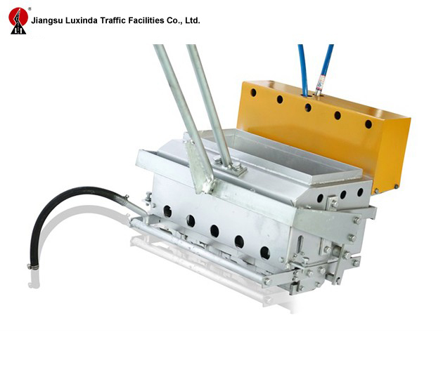 Oscillating bucket