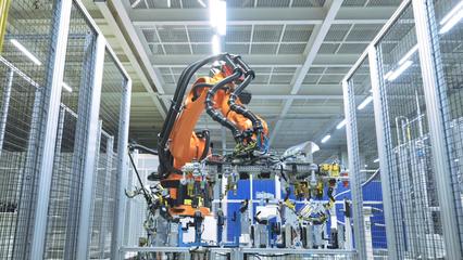 明珞裝備助力北京奔馳設備國產化測試島啟動 技術服務